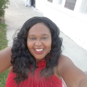 Meet your Posher, Becky